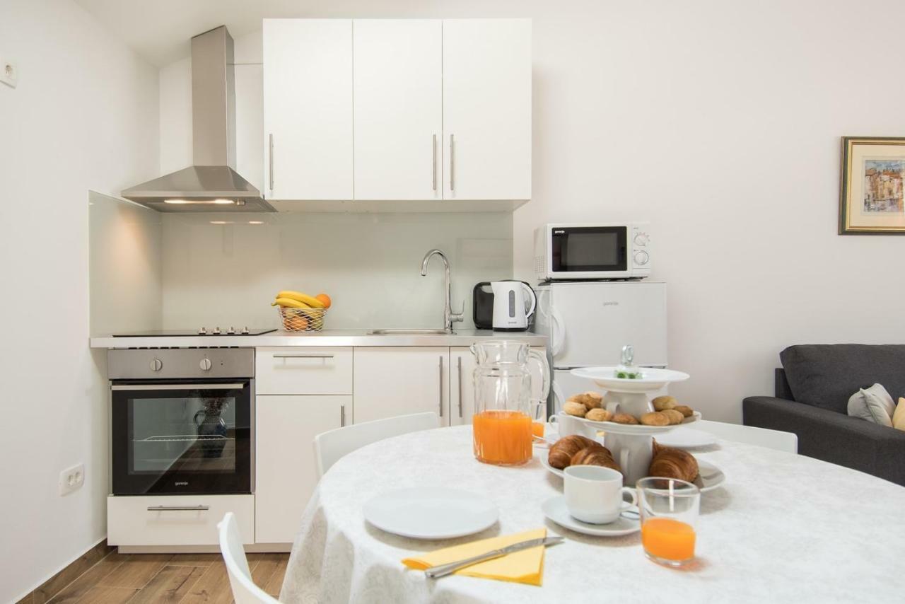 Apartment Bruneta 1 With Sea View Тар Экстерьер фото